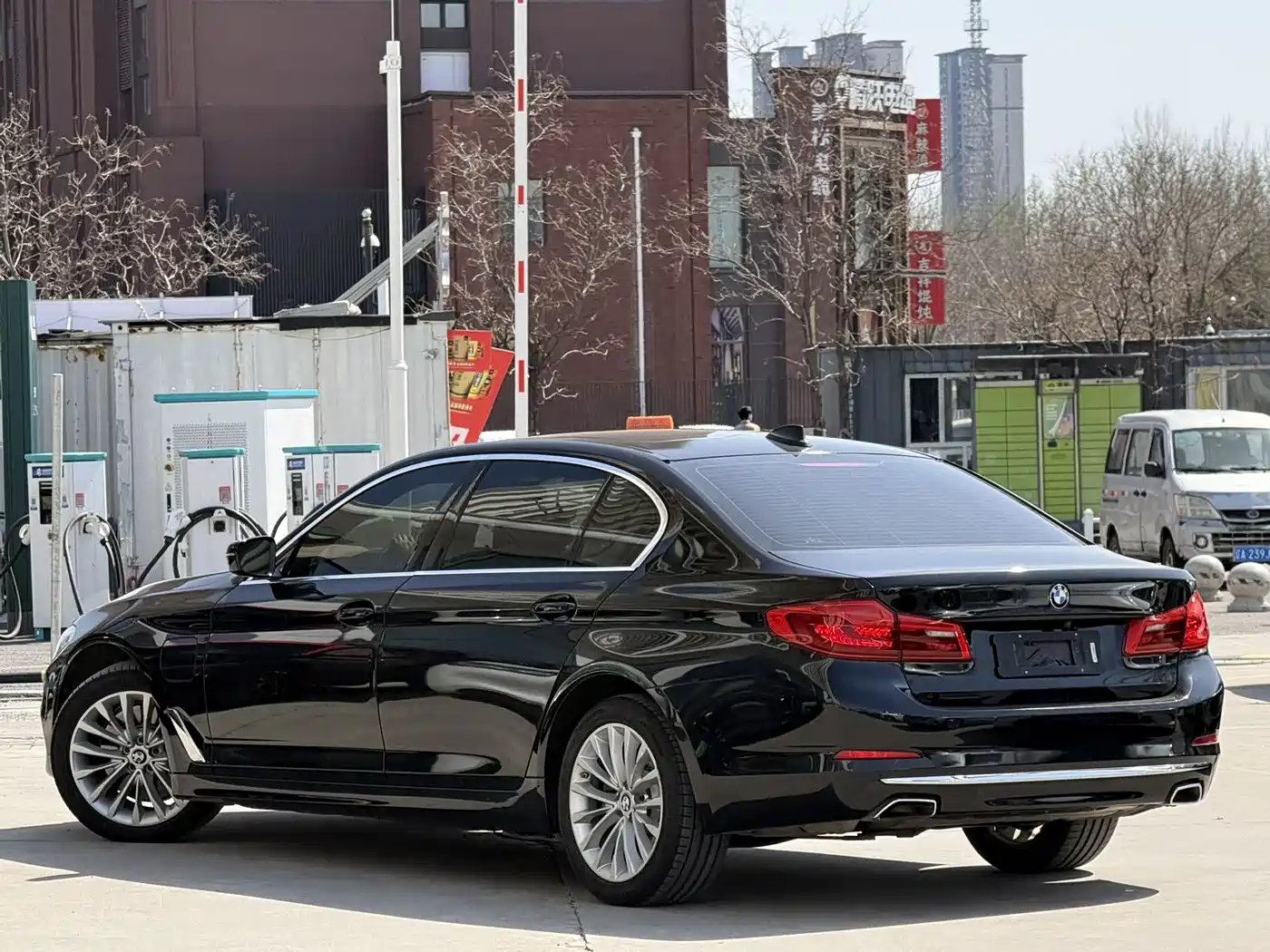 BMW 5 SERIES NEW ENERGY