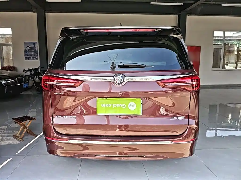 BUICK GL8
