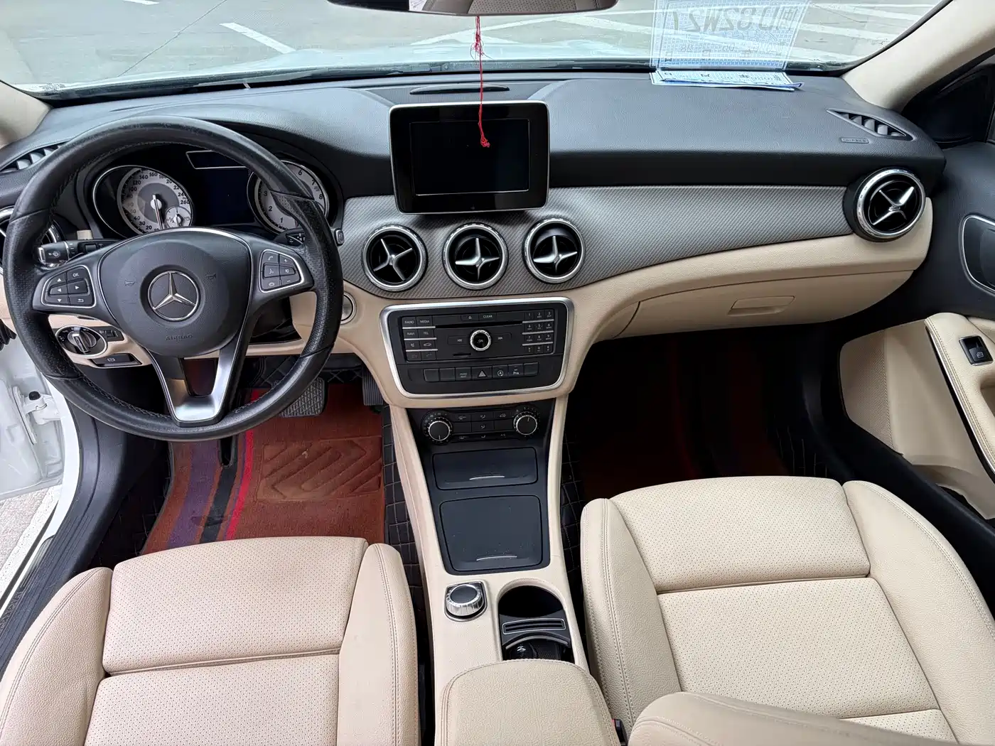 Mercedes-Benz GLA 2016 GLA 200 Dynamic фото 11
