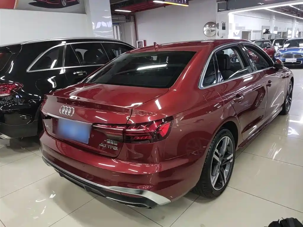 AUDI A4L