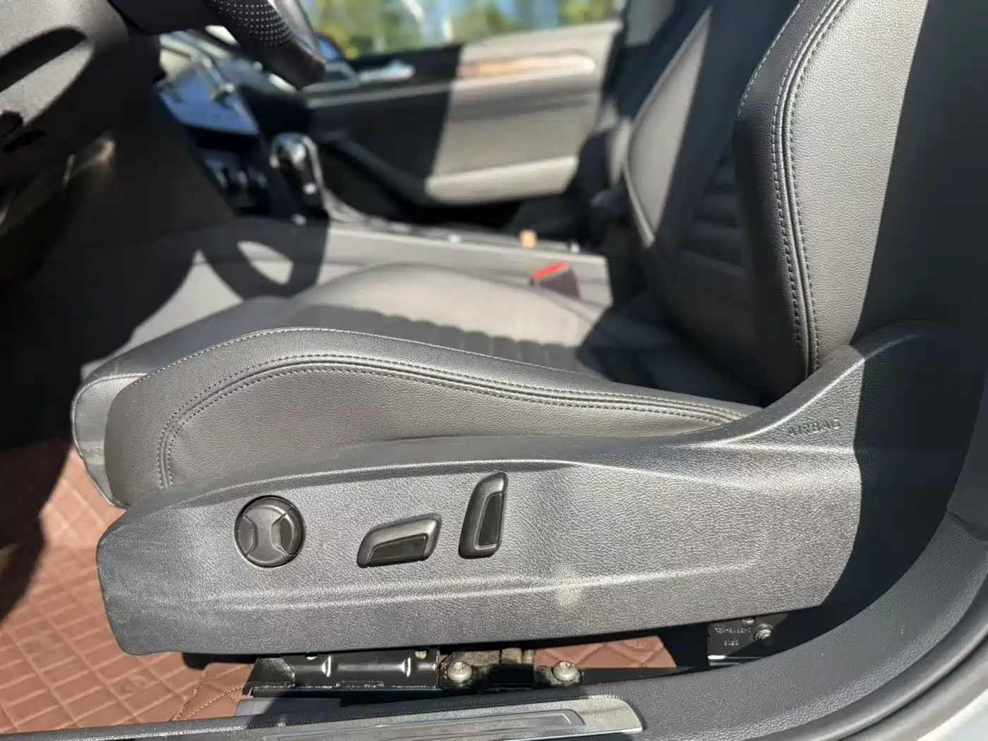 Volkswagen Magotan 2017 330TSI DSG Luxury фото 23