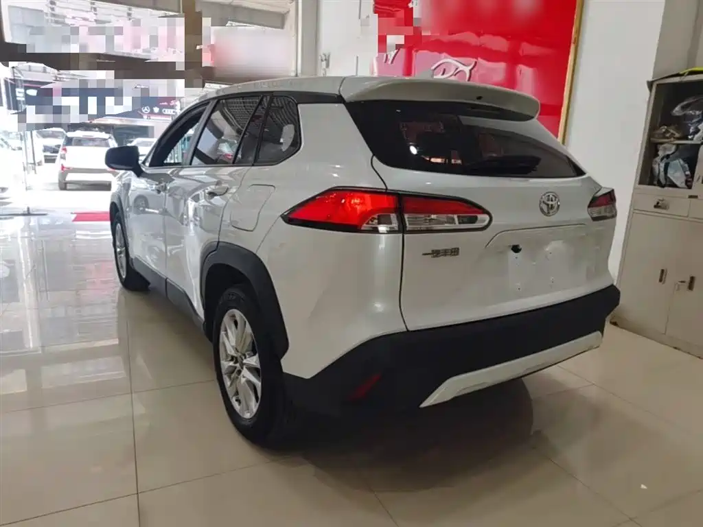 Toyota Corolla Cross 2023 2.0L Pioneer Edition фото 5