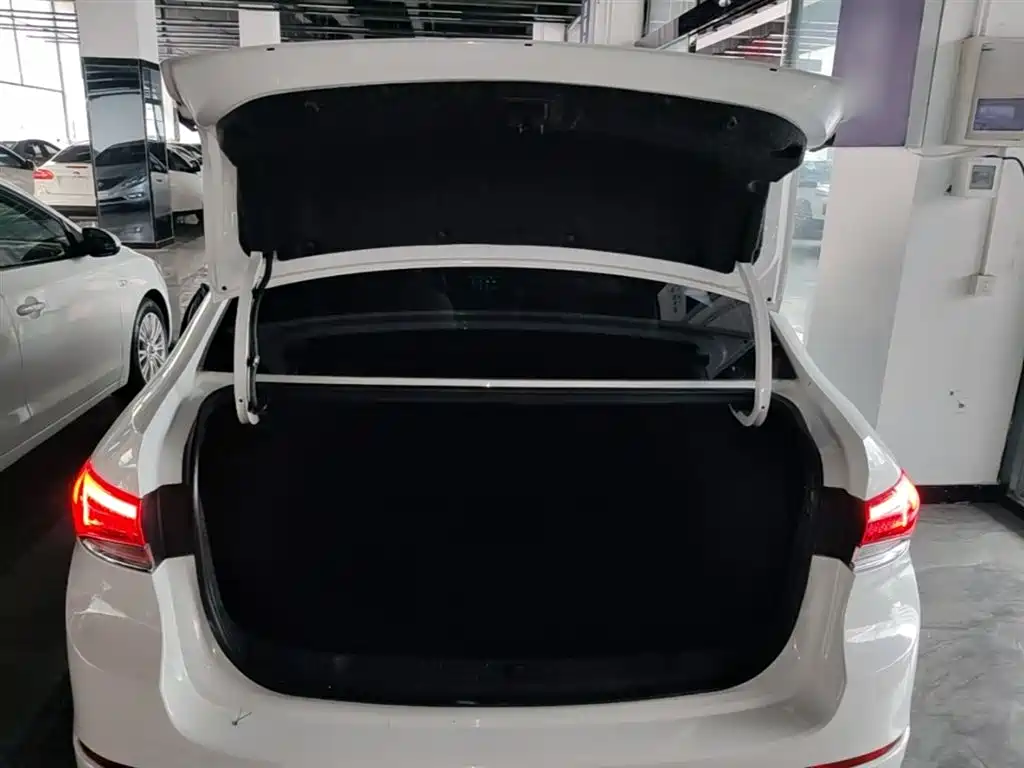 Buick Excelle 2019 18T Automatic Connected Flagship (China V) фото 19