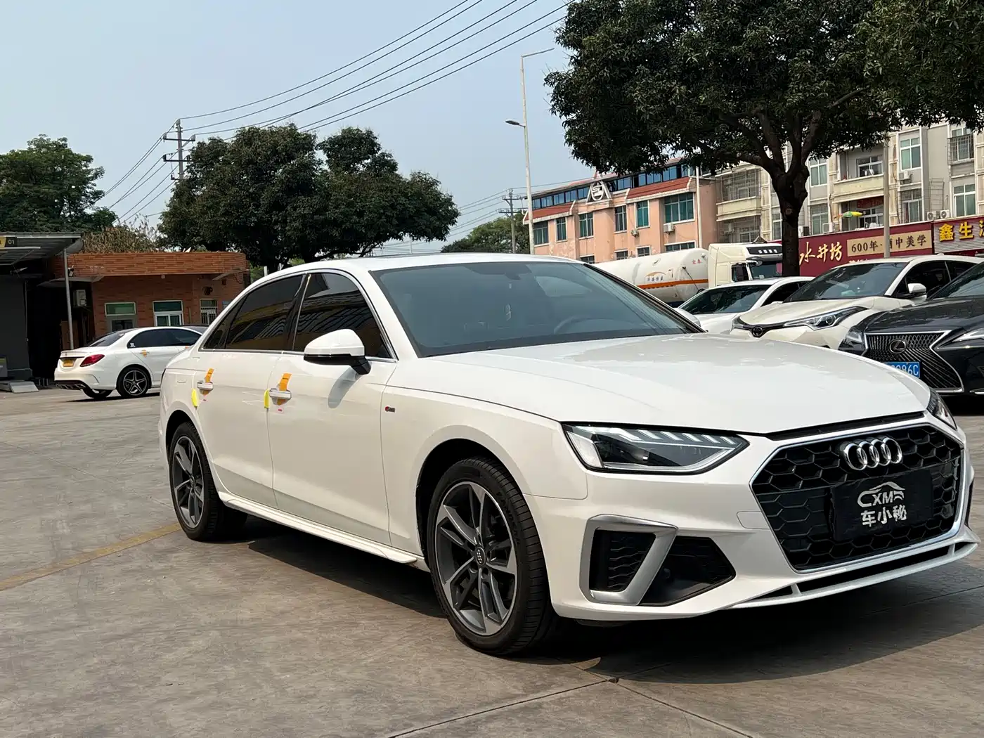 Audi A4L 2020 40 TFSI Fashion Dynamic Edition фото 3