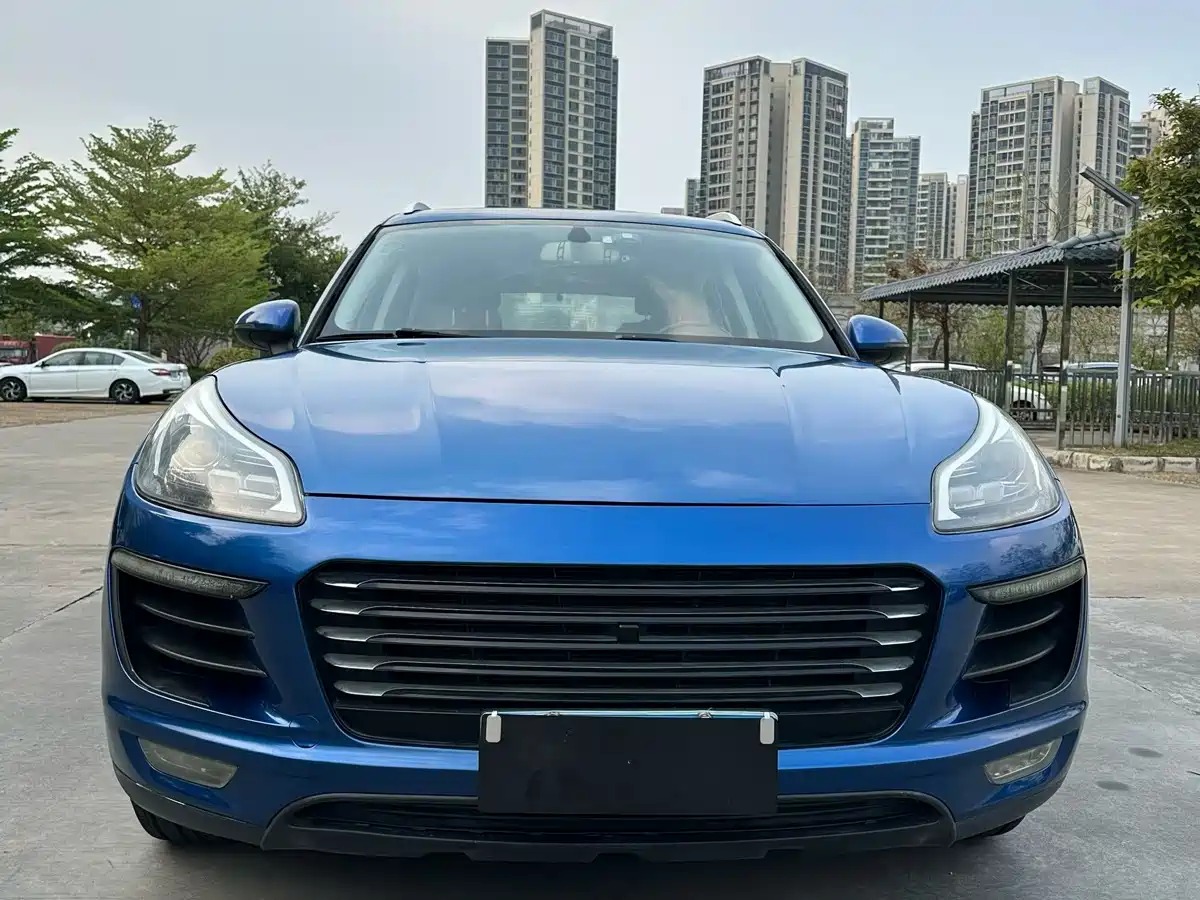 ZOTYE SR9