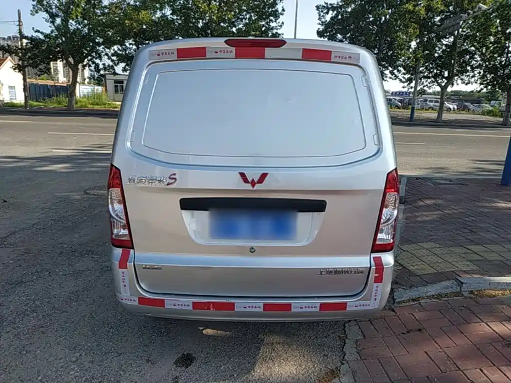 Wuling Motors Wuling Rongguang S 2023 2023 1.5L Basic Sealed Window Van 2-seater