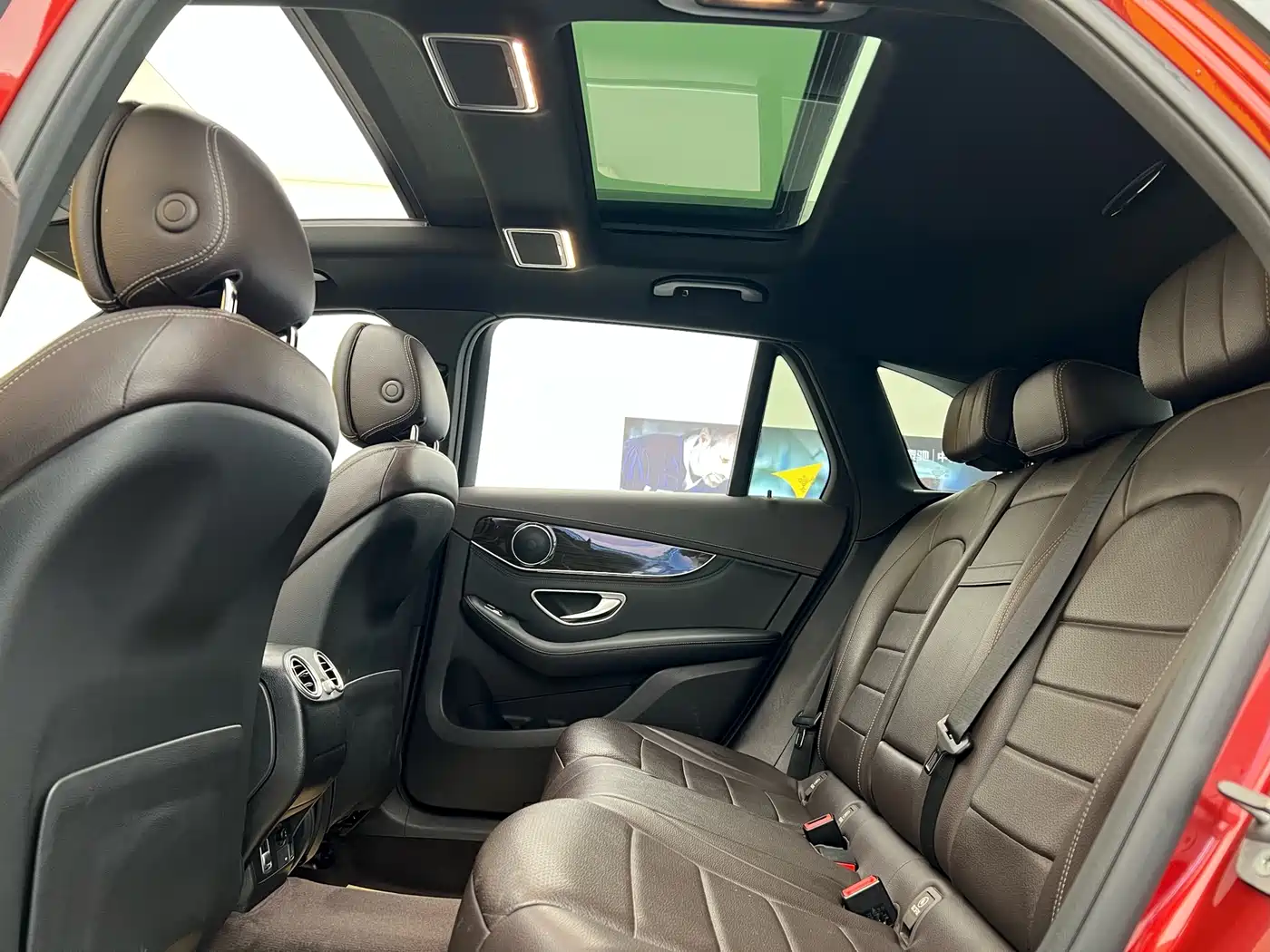 Mercedes-Benz GLC 2019 GLC 260 4MATIC Luxury фото 25
