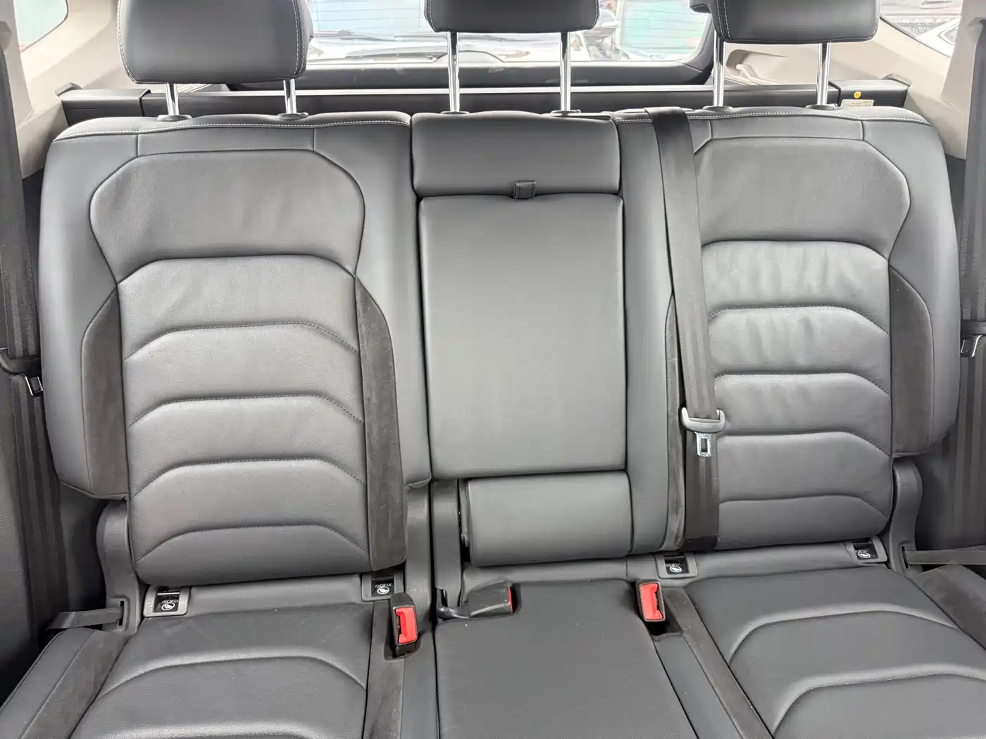 Volkswagen Tiguan L 2017 330TSI Automatic 2WD Comfort Edition фото 12