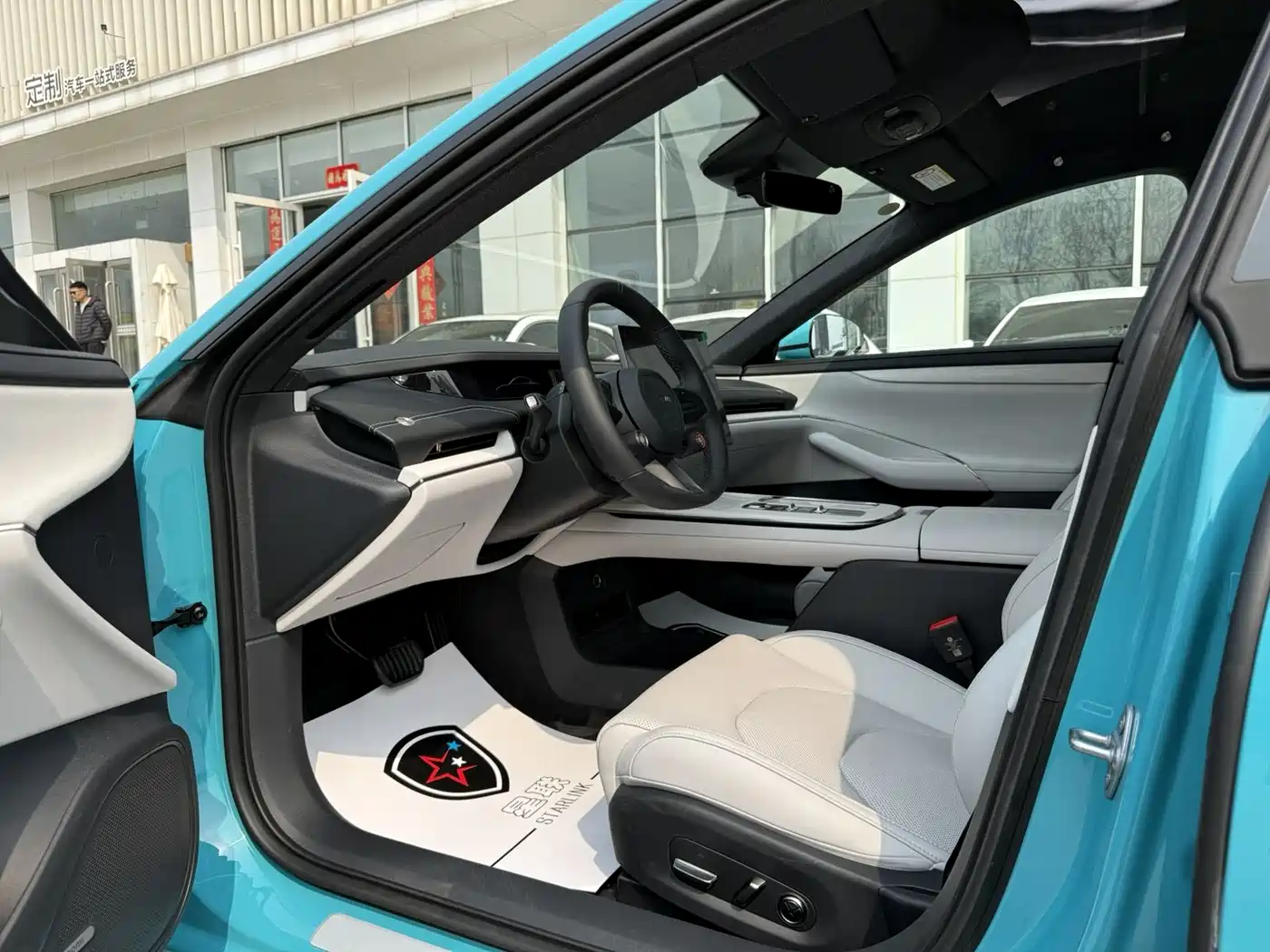 XIAOMI CAR XIAOMI SU7