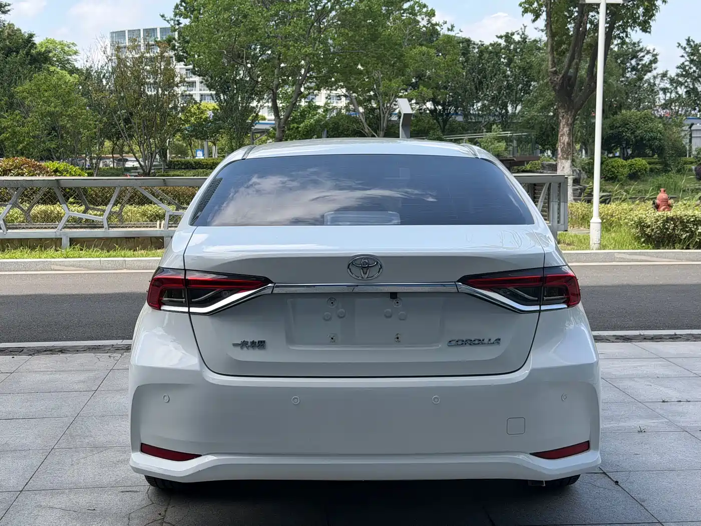 Toyota Corolla 2021 TNGA 1.5L CVT Pioneer Edition фото 6