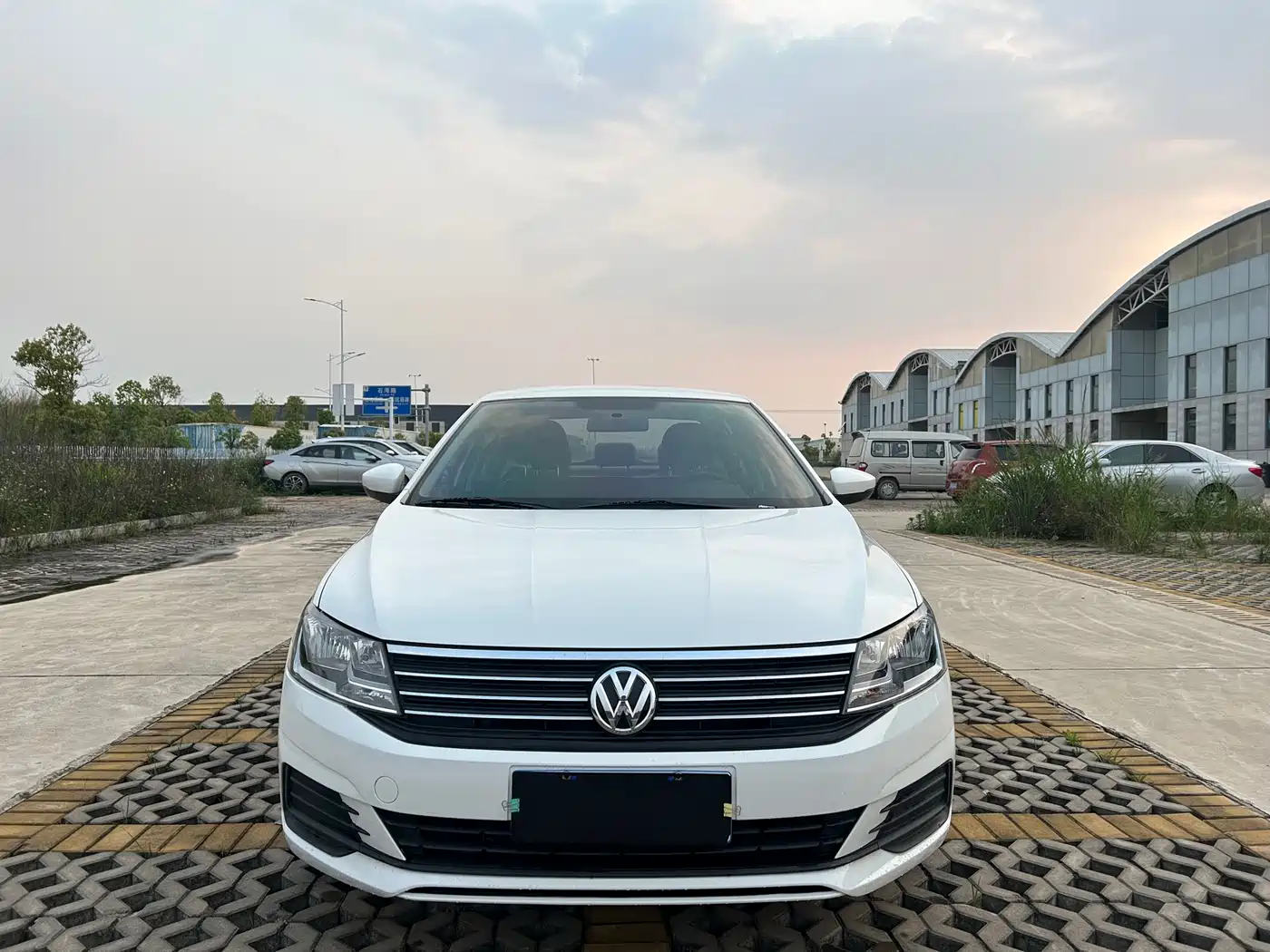 Volkswagen Lavida 2022 1.5L Auto Trend Edition фото 2