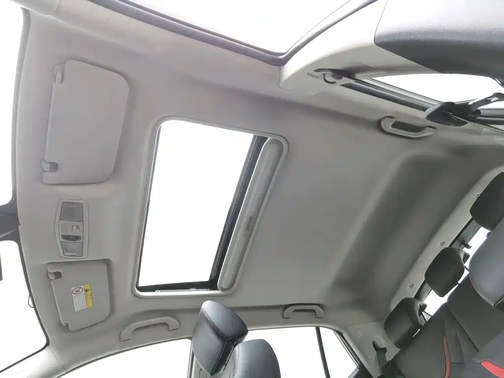 Soueast DX3 2017 2018 1.5T CVT Premium