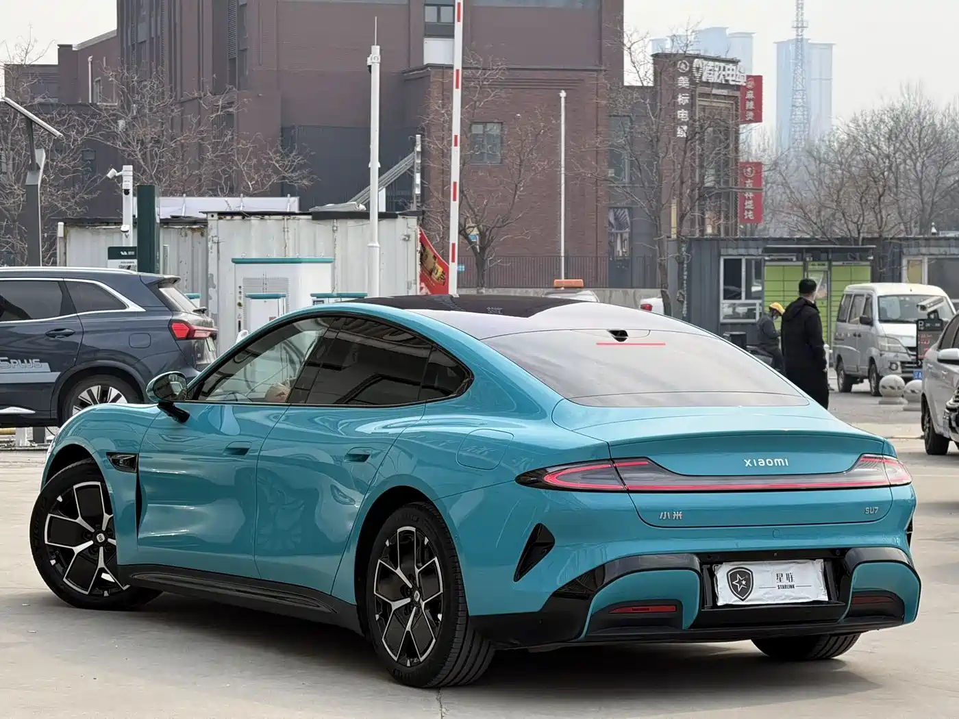 XIAOMI CAR XIAOMI SU7