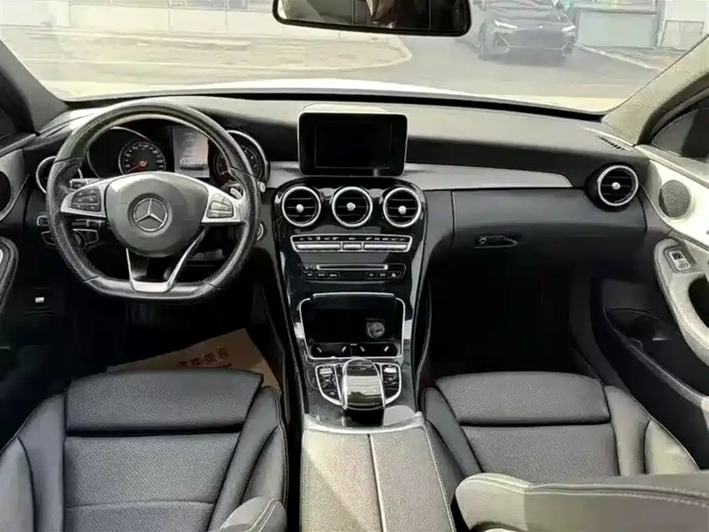 Mercedes-Benz C-Class 2016 C 200 L Sport фото 4