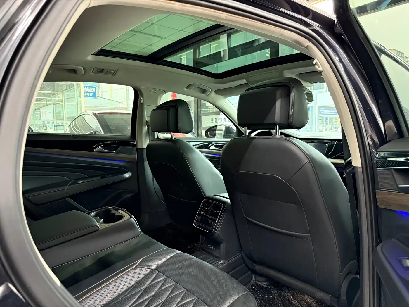 Volkswagen Passat 2019 Model 330TSI Luxury Edition China V фото 11