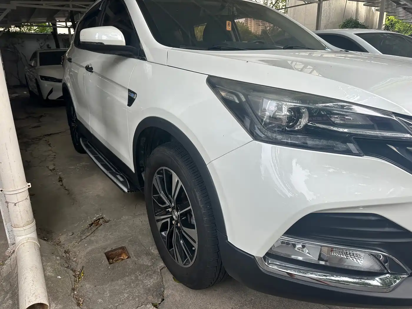 Photo 3 - Dongfeng Aeolus Dongfeng Fengshen AX7