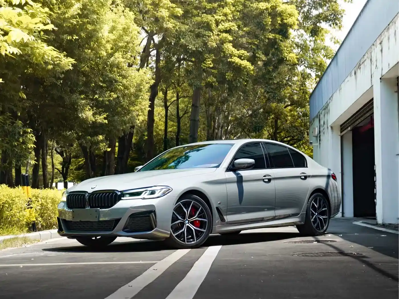 BMW 5 Series (Import) 2022 540i Style Edition M Sport Package