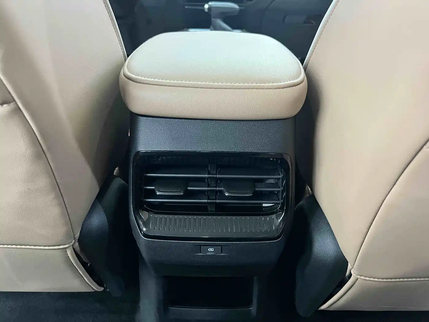 WULING AUTOMOBILE WULING JIACHEN