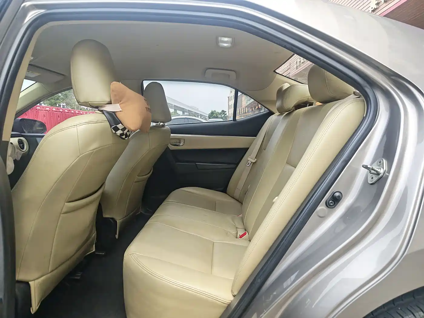 Toyota Corolla 2017 1.2T CVT GL фото 7
