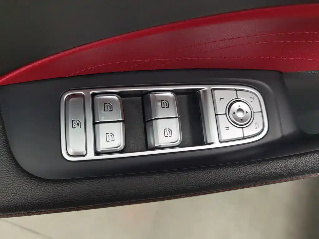 Hongqi H6 2024 2024 Model 2.0T Elegance Edition