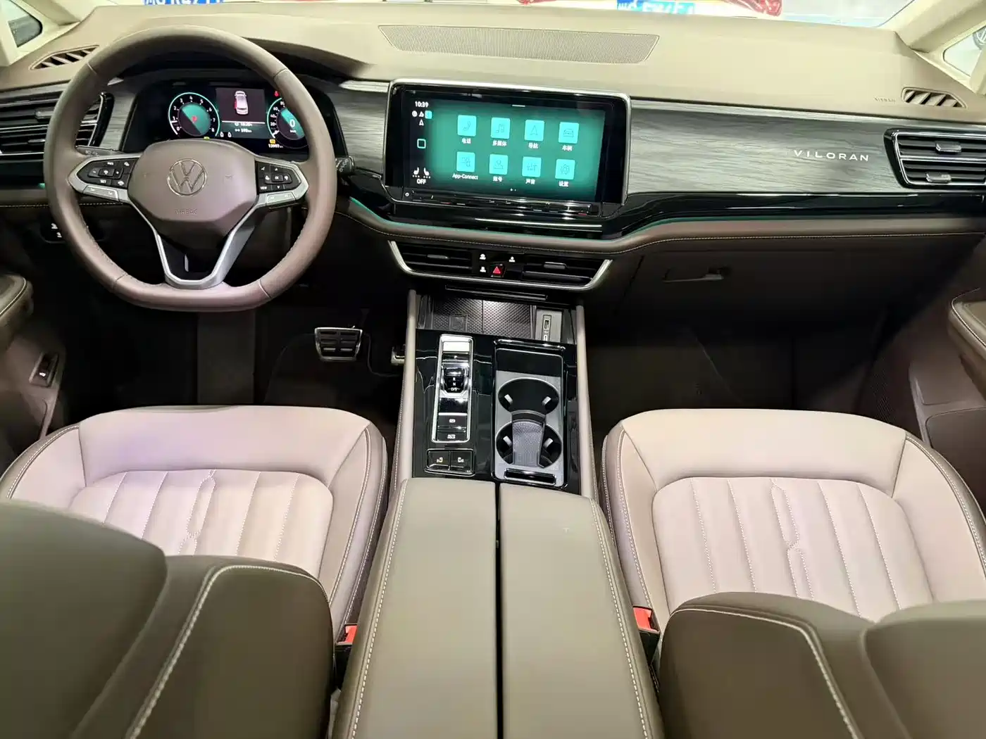 Volkswagen Viloran 2024 380TSI Prestige Edition фото 9