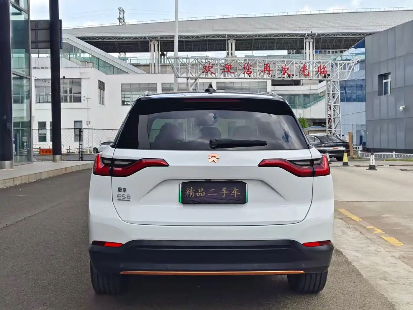 NIO ES8 2018 2018 Founder Edition