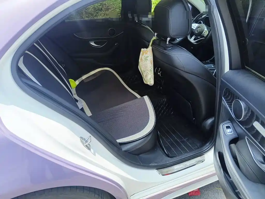 Mercedes-Benz C-Class, миниатюра 11