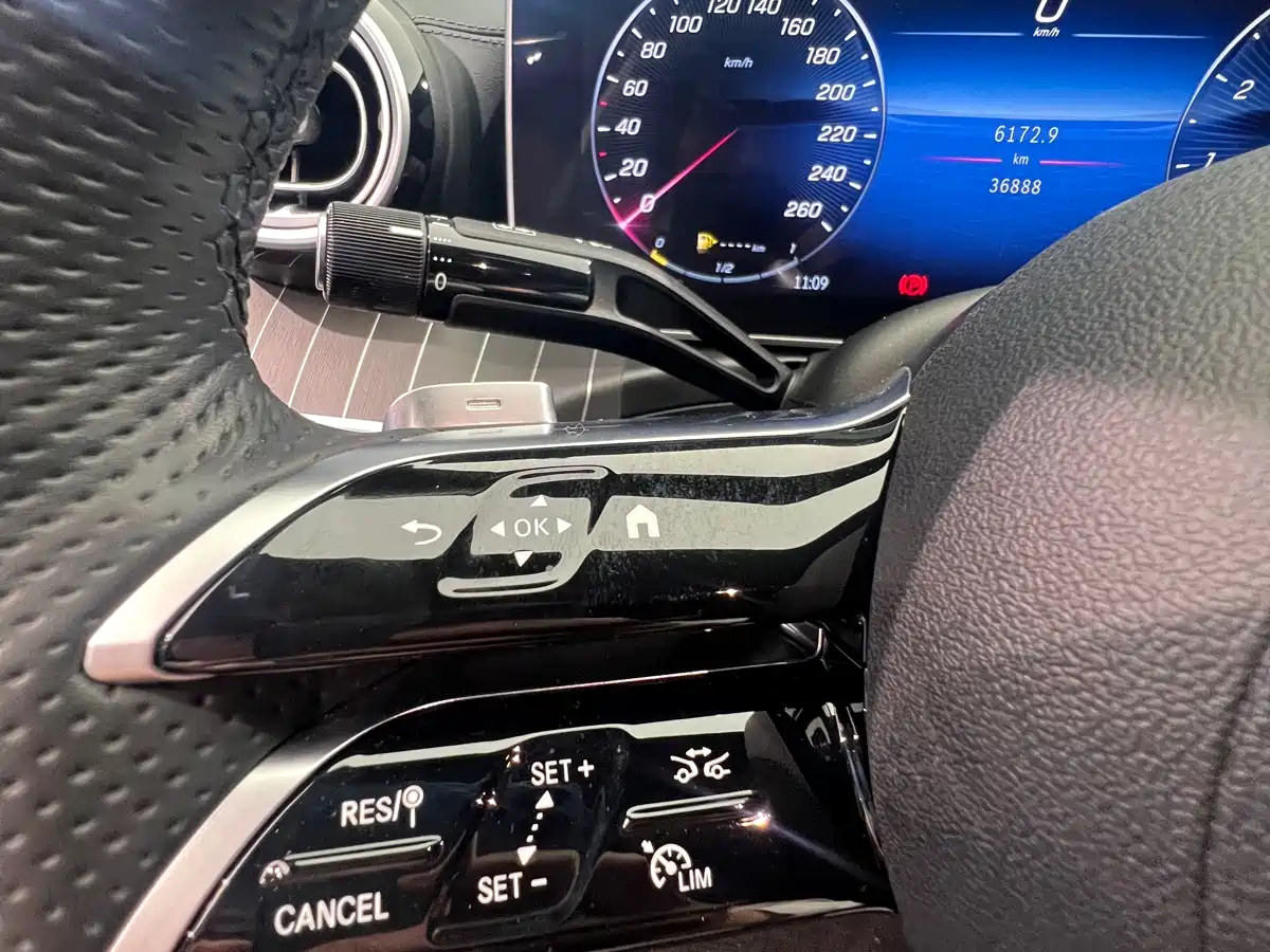 MERCEDES-BENZ C CLASS