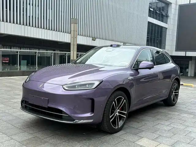 AITO Wenjie AITO M5 2025