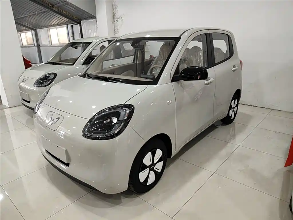 Wuling Motors Hongguang MINIEV 2026 2025 4-Door Advanced