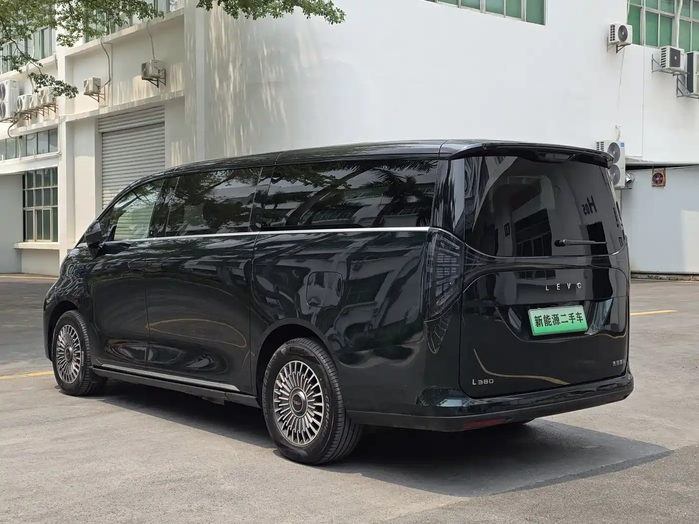 GEELY GALAXY WING TRUE L380