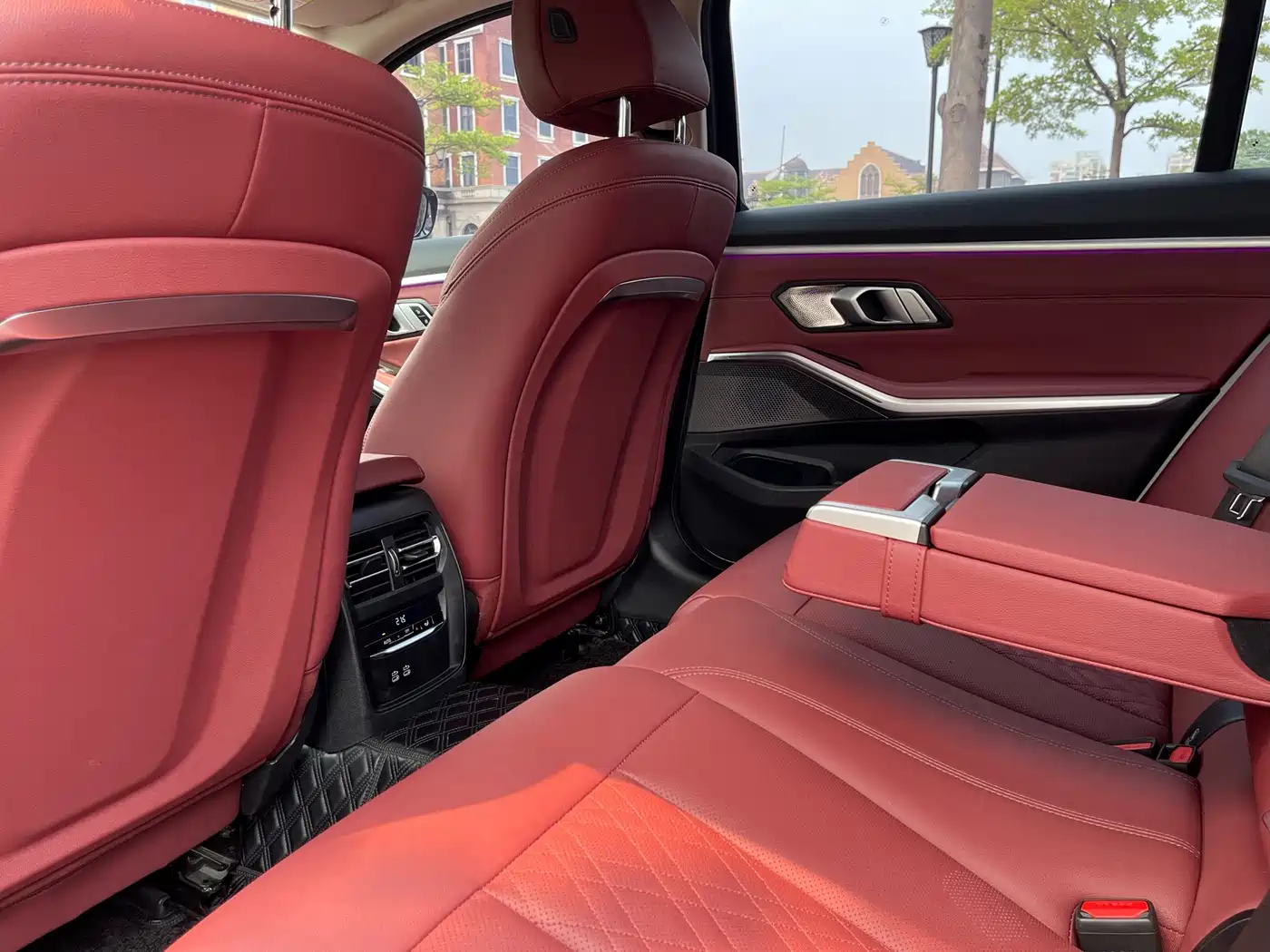 BMW 3 Series 2025 325Li M Sport Package фото 20