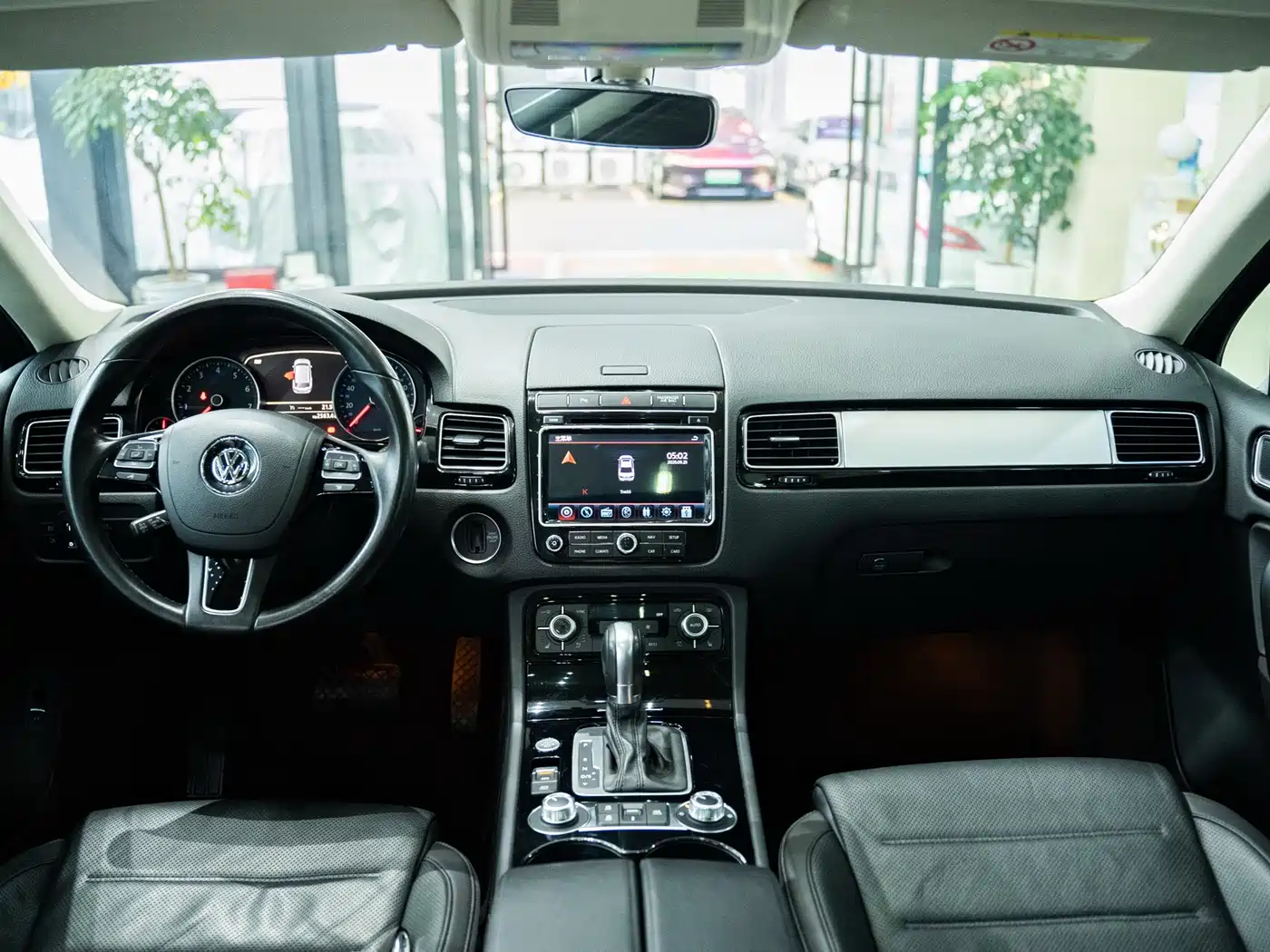 Volkswagen Touareg 2017 3.0TSI Explorer Edition фото 11