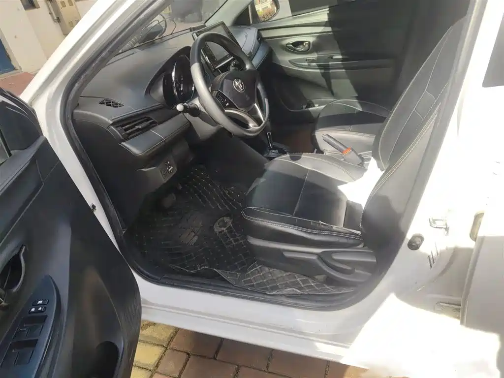 Toyota Vios FS 2021 1.5L CVT Fengchi Edition фото 14