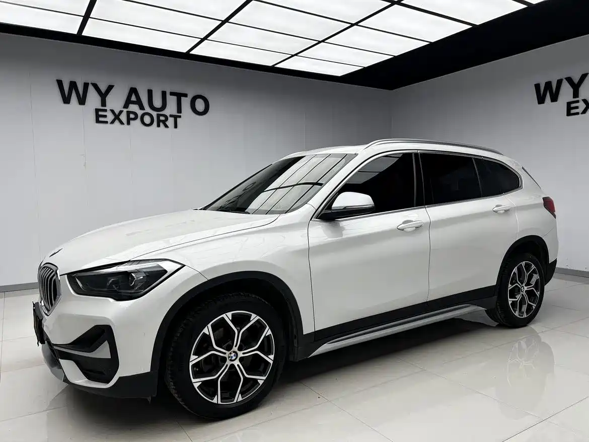 BMW X1 2022 sDrive20Li Premium