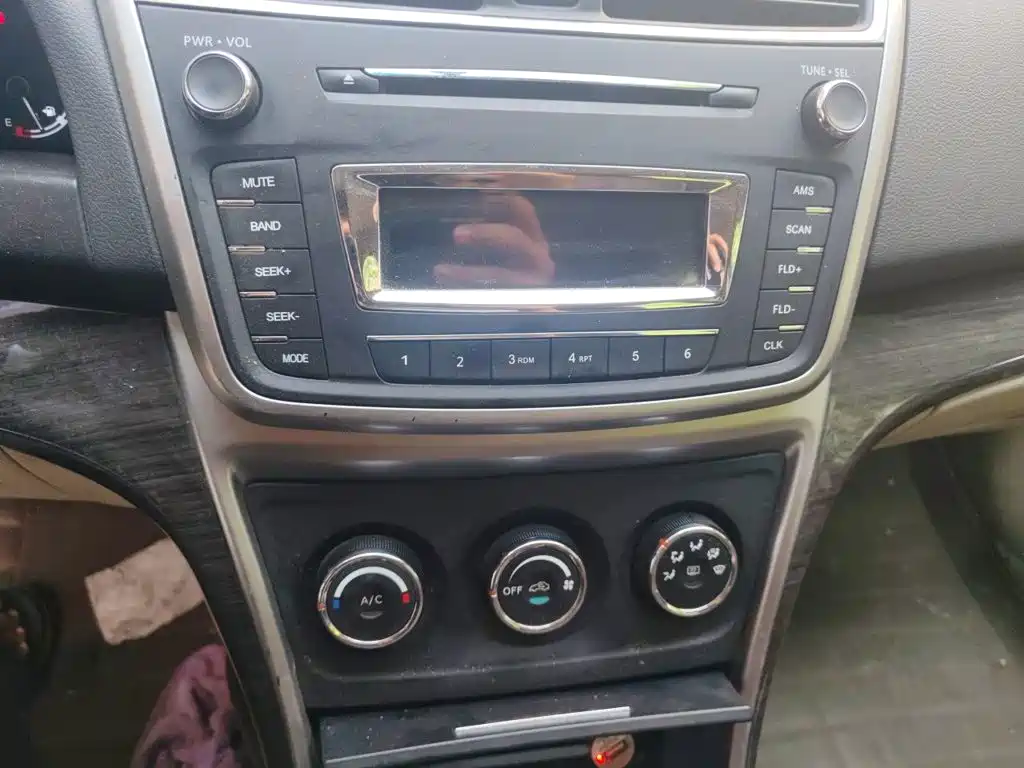 Changan Ruicheng 2015 2014 2.0L Manual Comfort Anniversary Edition (China V)