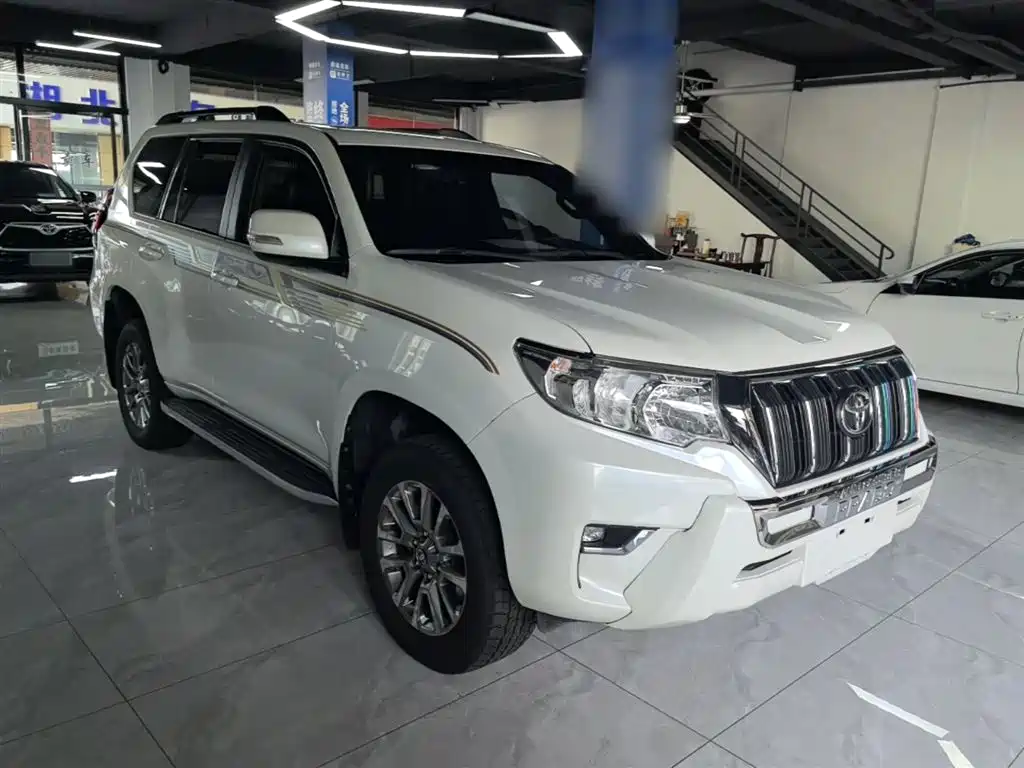 Toyota Prado 2018 3.5L Auto TX фото 4