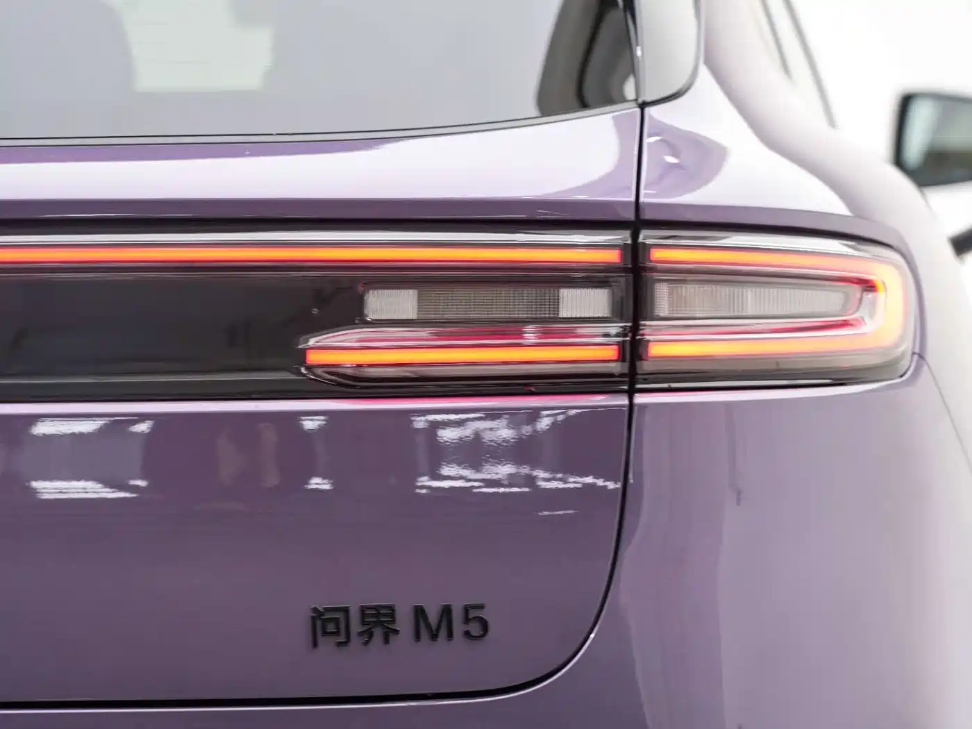 AITO Wenjie AITO M5 2025 Extended Range Ultra AWD фото 15