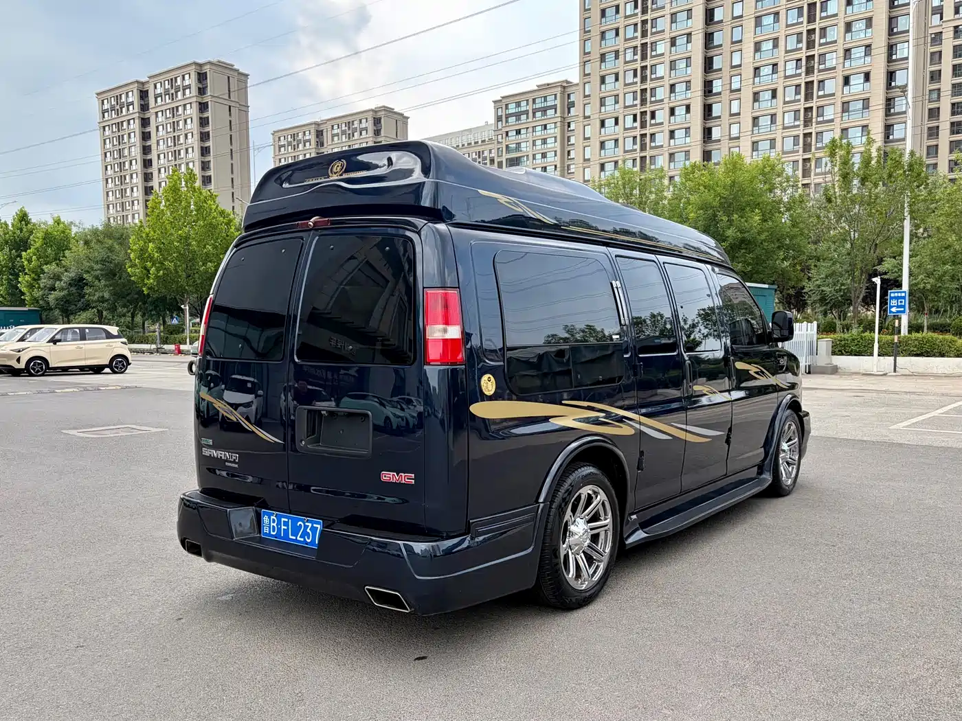 GMC Savana 2012 2013 5.3L Leader Edition