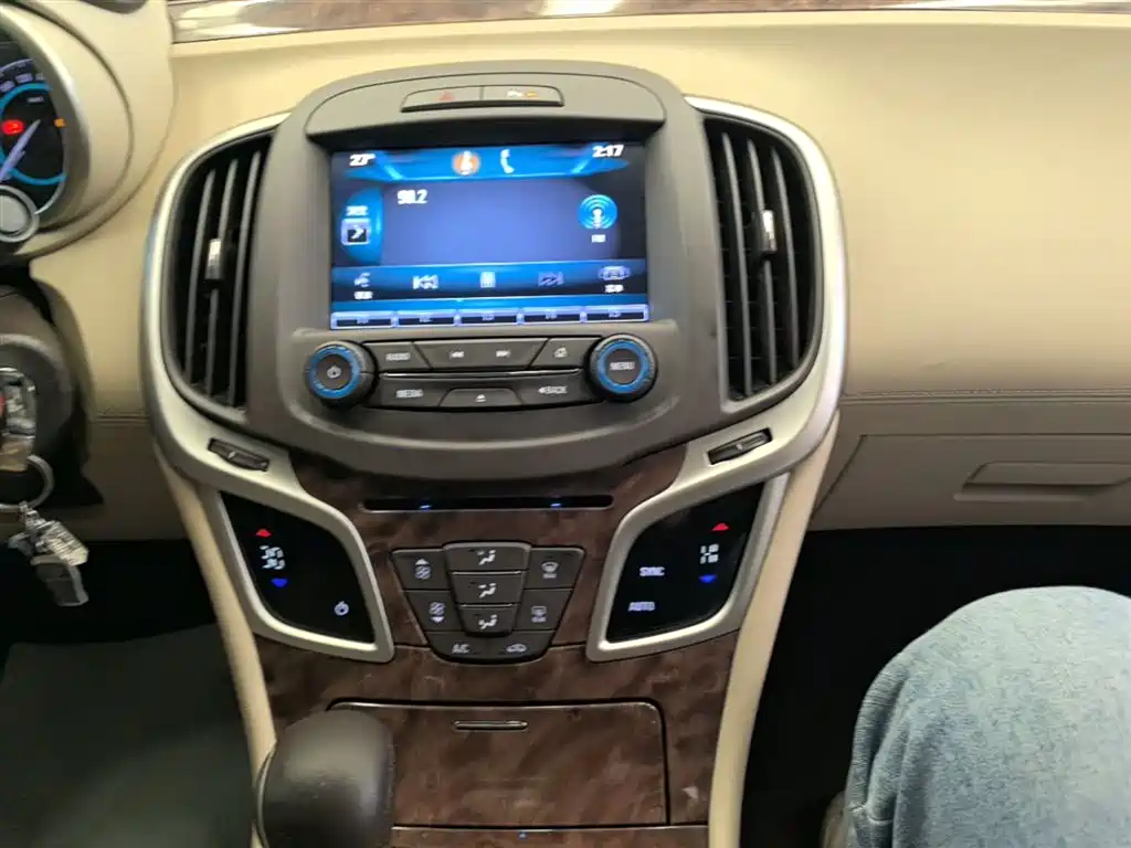 Buick LaCrosse 2013 2.4L SIDI Leading Comfort фото 13