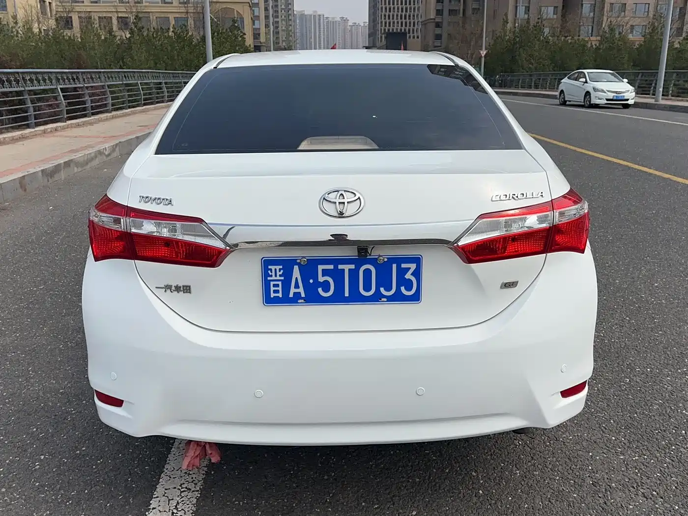 Toyota Corolla 2014 1.6L CVT GL фото 8