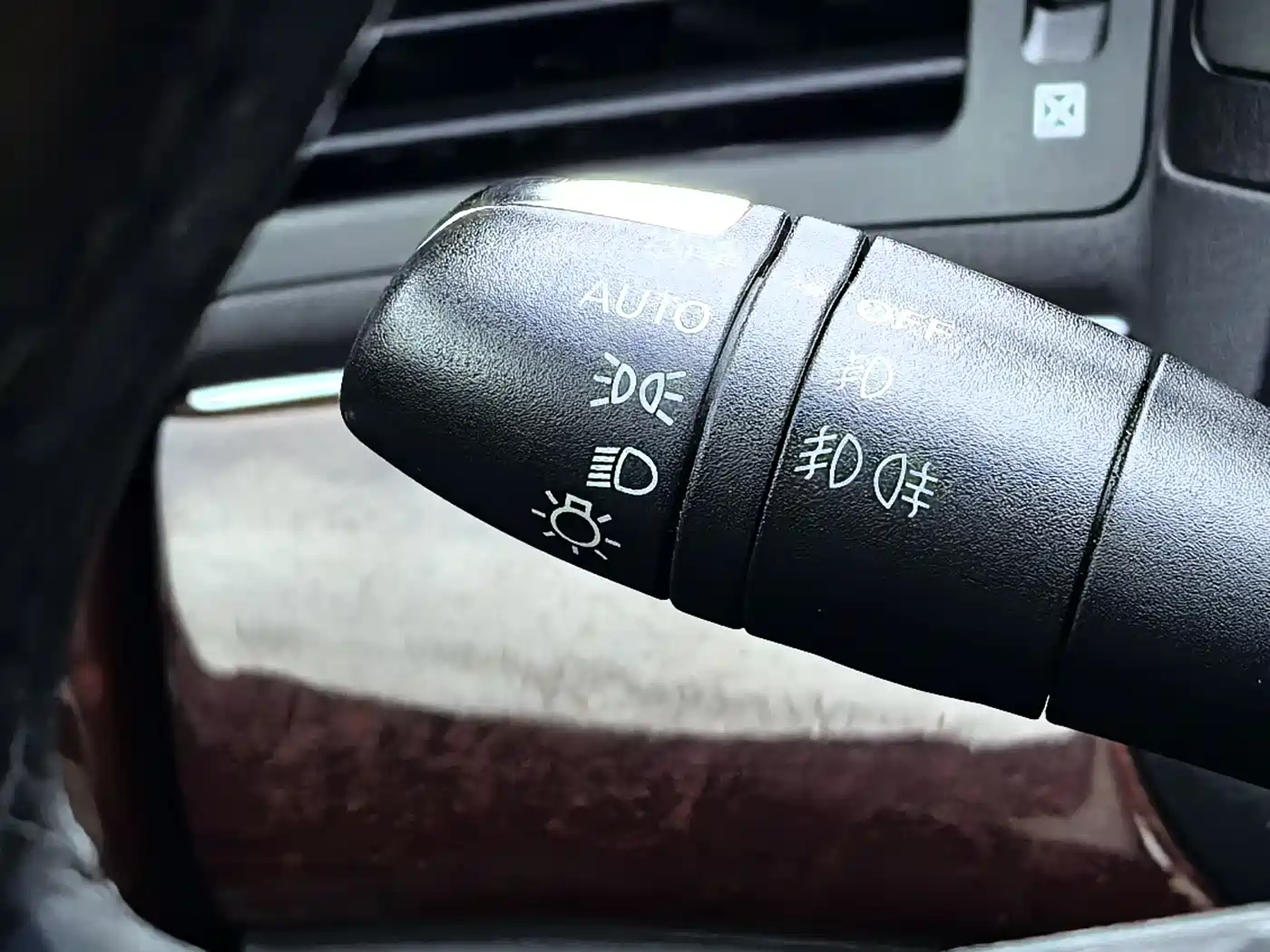Infiniti Q70 2015 Q70L 2.5L Enjoyment Edition фото 46
