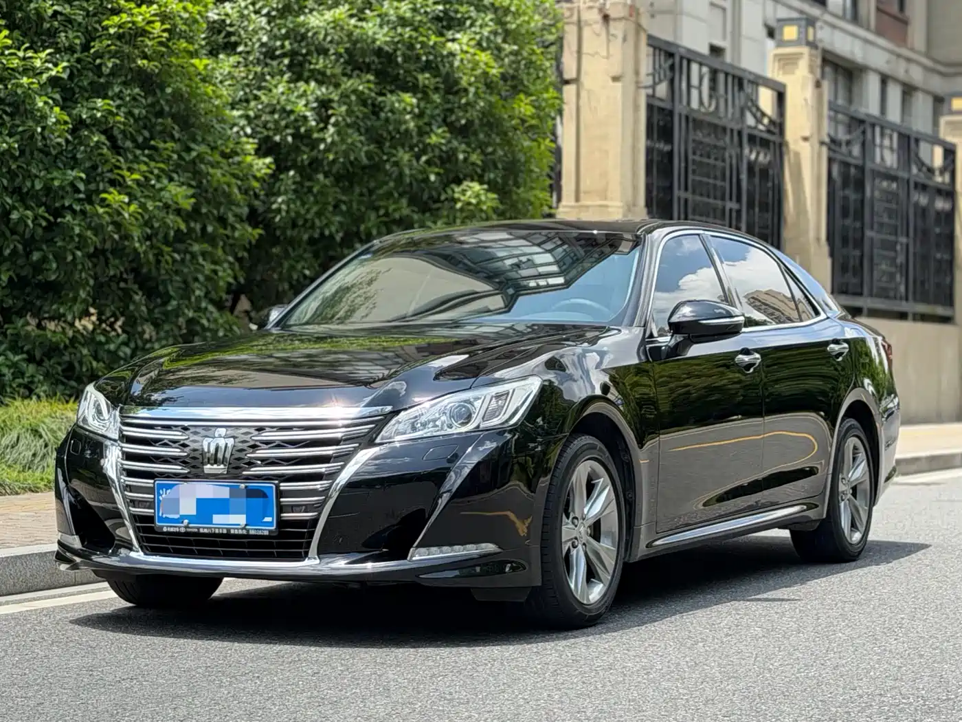Toyota Crown 2015 2.0T Fashion