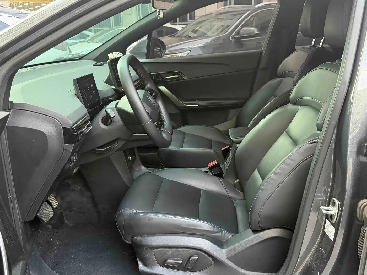MG MG4 EV 2023 2022 425km Luxury Edition