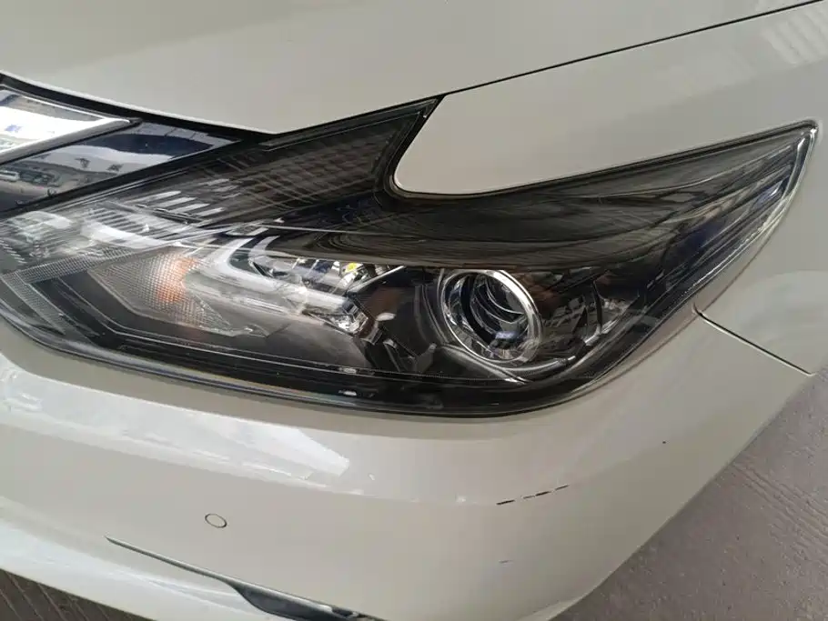 Фото 5 - Nissan Teana