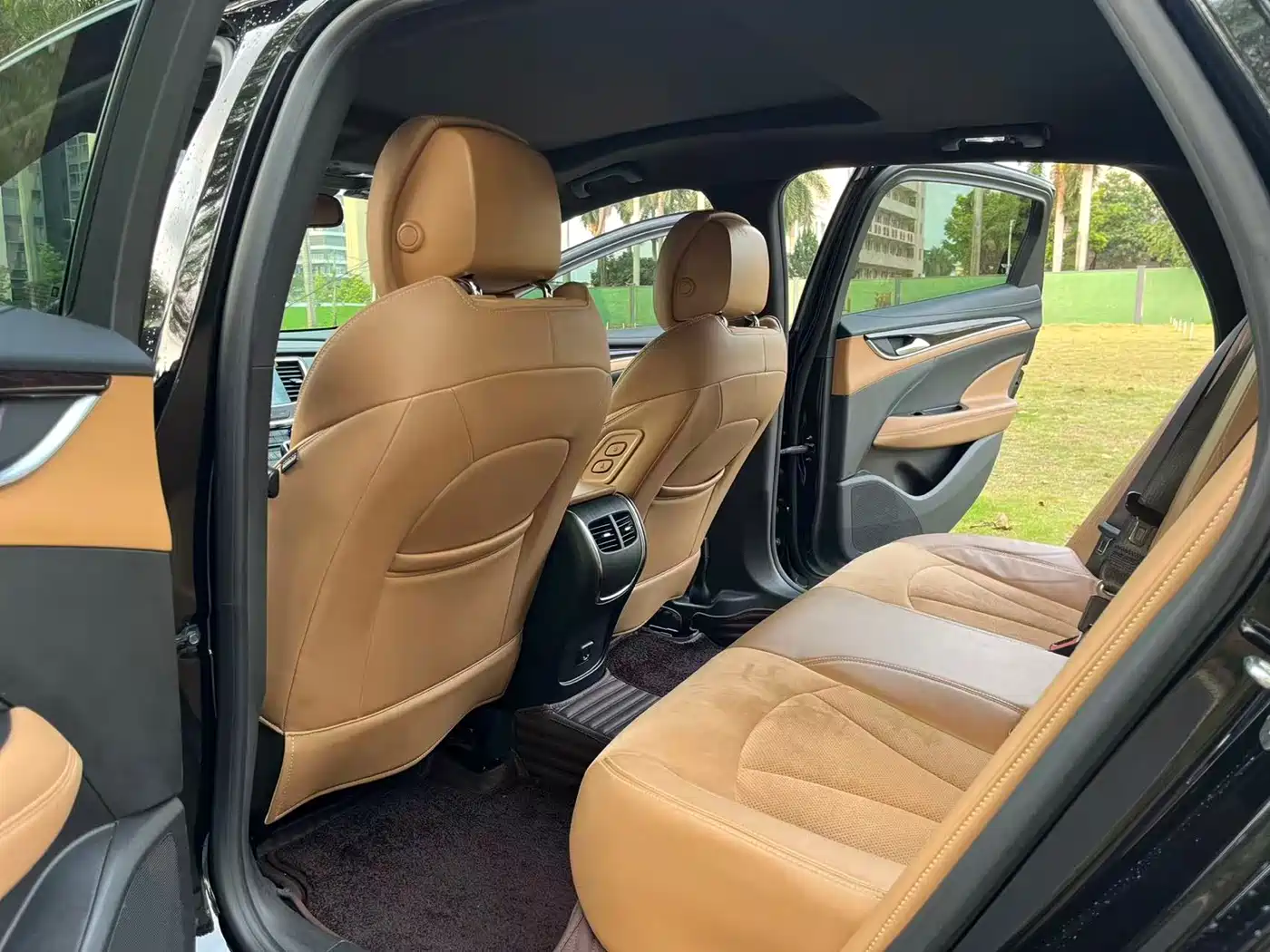 Buick LaCrosse 2019 28T Premium Model фото 8