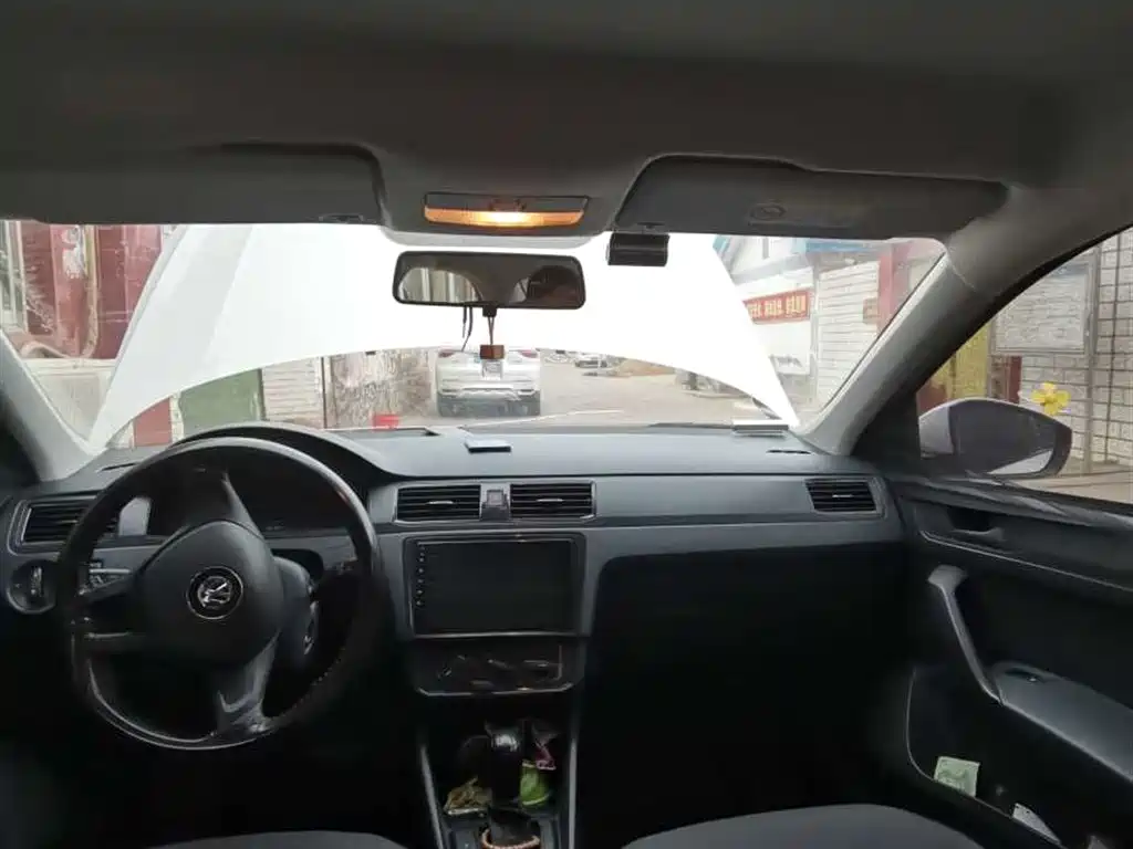 Volkswagen Santana 2021 1.5L Automatic Trend Edition фото 7