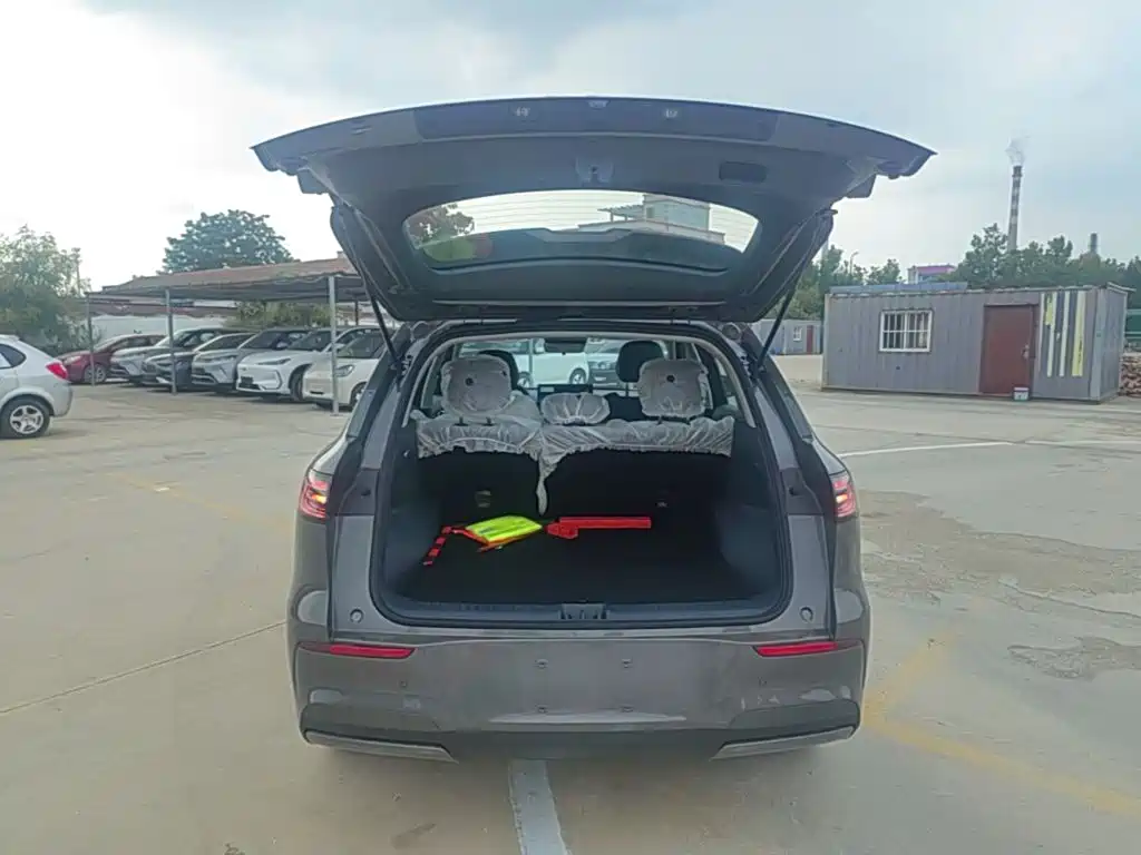Geely Galaxy Galaxy E5 2026 2026 530km Voyager Edition
