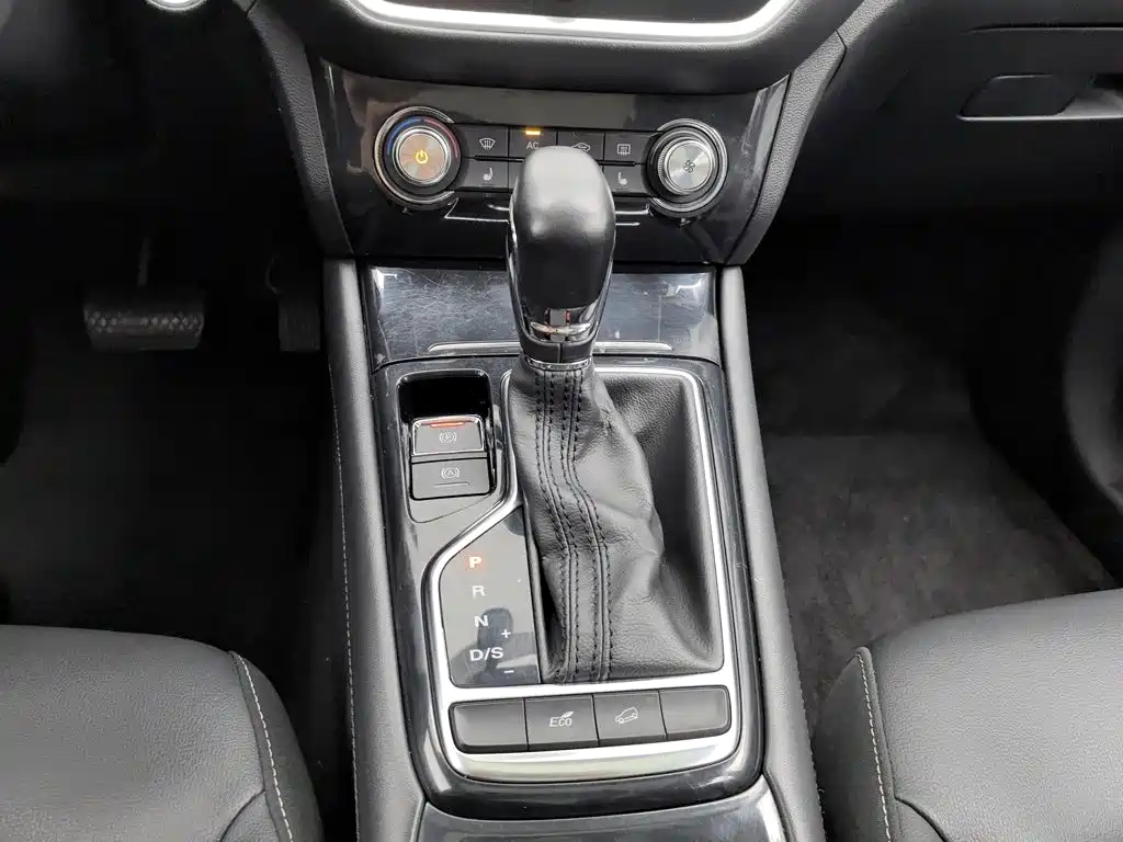 Roewe RX3 2019 2018 1.6L CVT Flagship