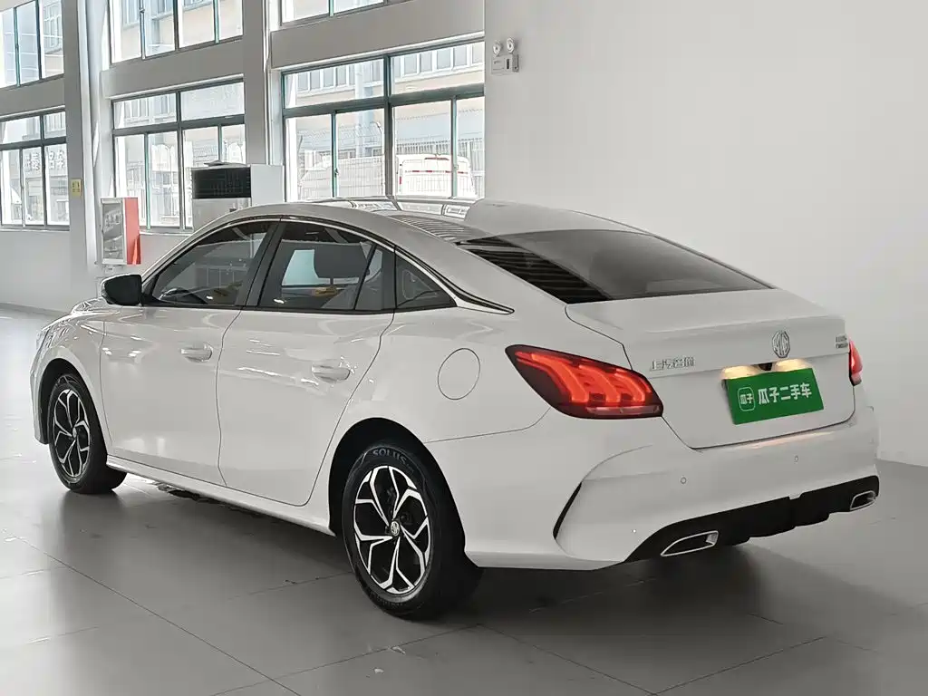 MG MG5 2024 2023 180DVVT CVT Luxury Edition